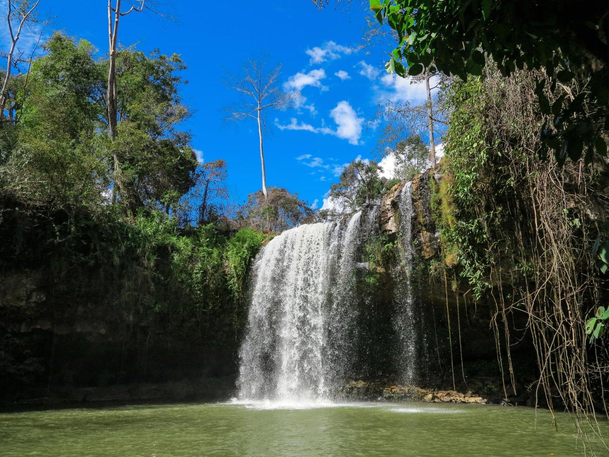 Backpacker Hostel And Jungle Trekking Banlung Exterior photo
